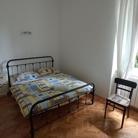 Apartman Pem Pula Exterior photo